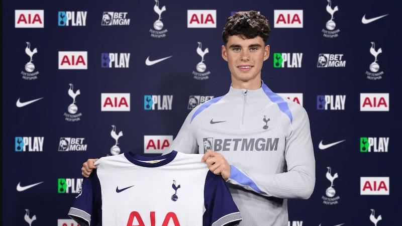 Archie Gray tại Tottenham